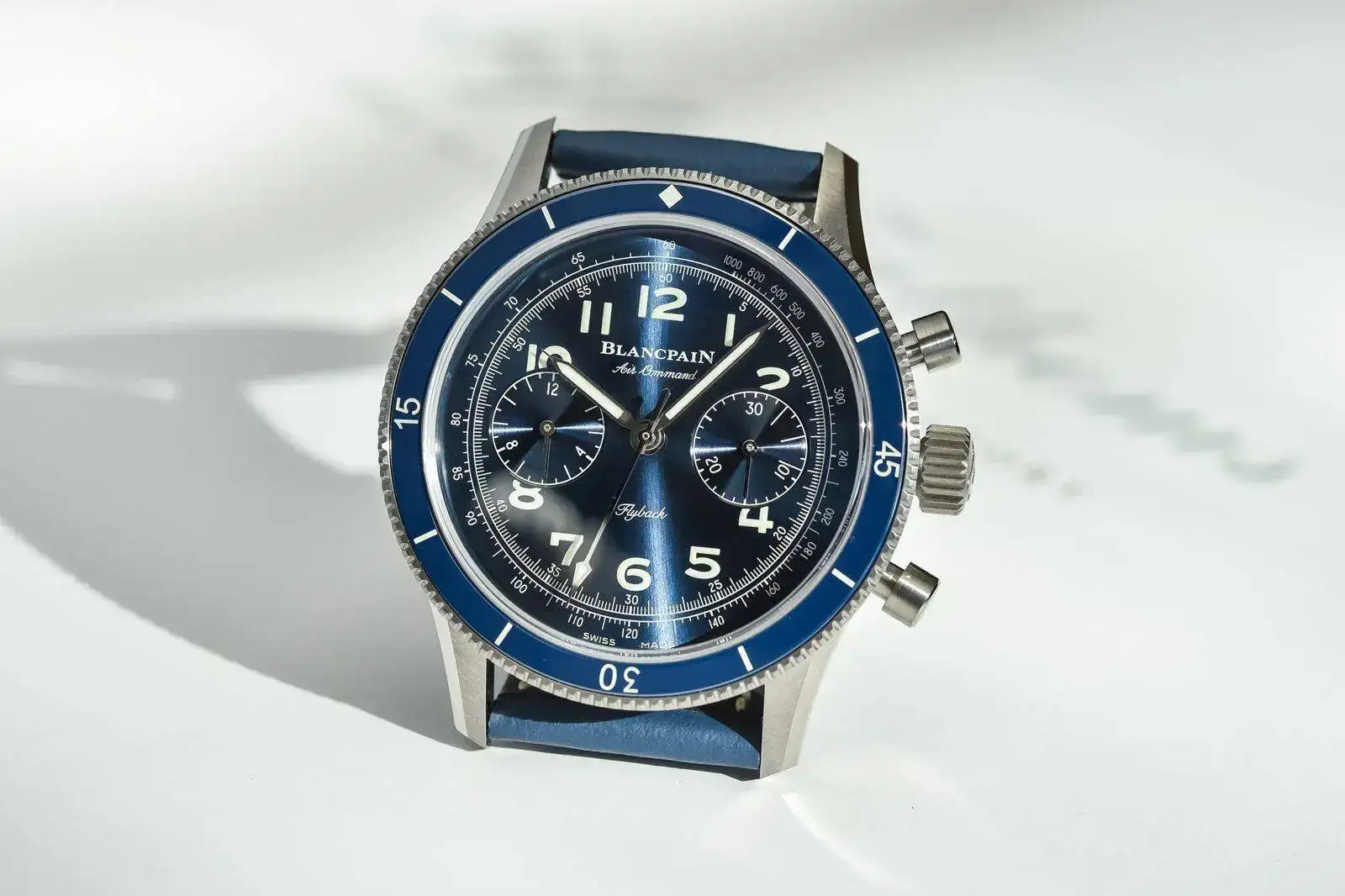 Blancpain-Air-Command-Flyback-Chronograph-Titanium-Blue-Dial-AC02-12B40-63-review-2.jpg
