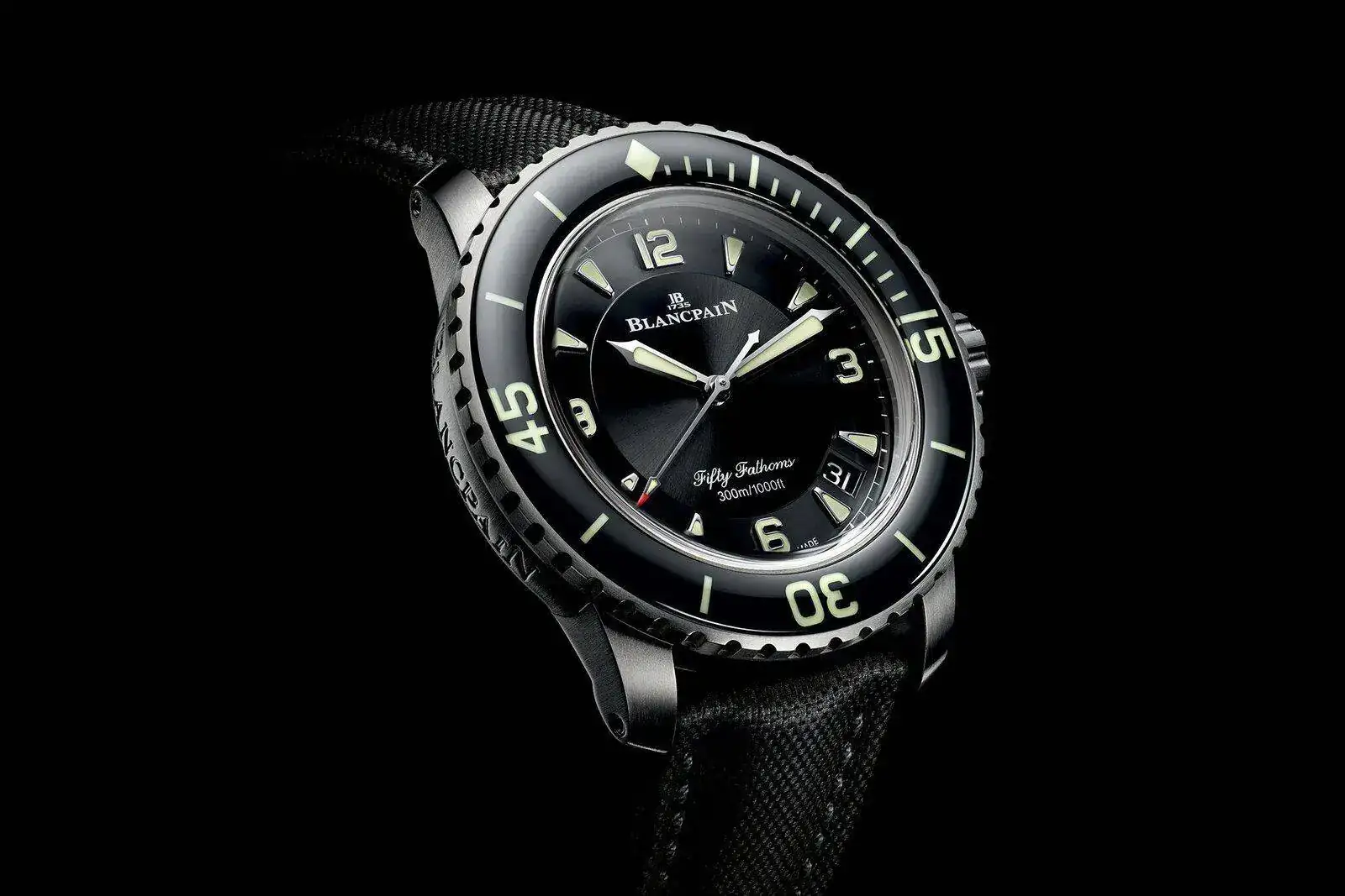 Blancpain-Fifty-Fathoms-Automatique-5015-Titanium-6.webp