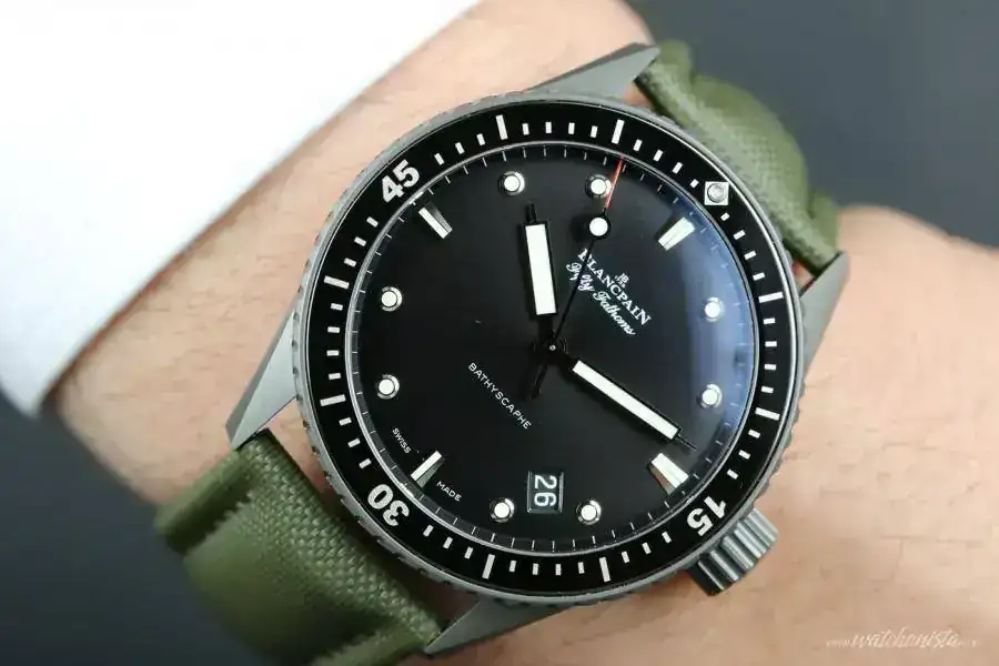 blancpain-fifty-fathoms-bathyscaphe-02 (1).webp