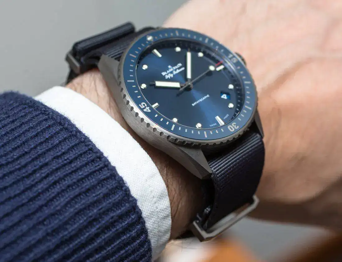 Blancpain-Fifty-Fathoms-Bathyscaphe-Blue-7.webp