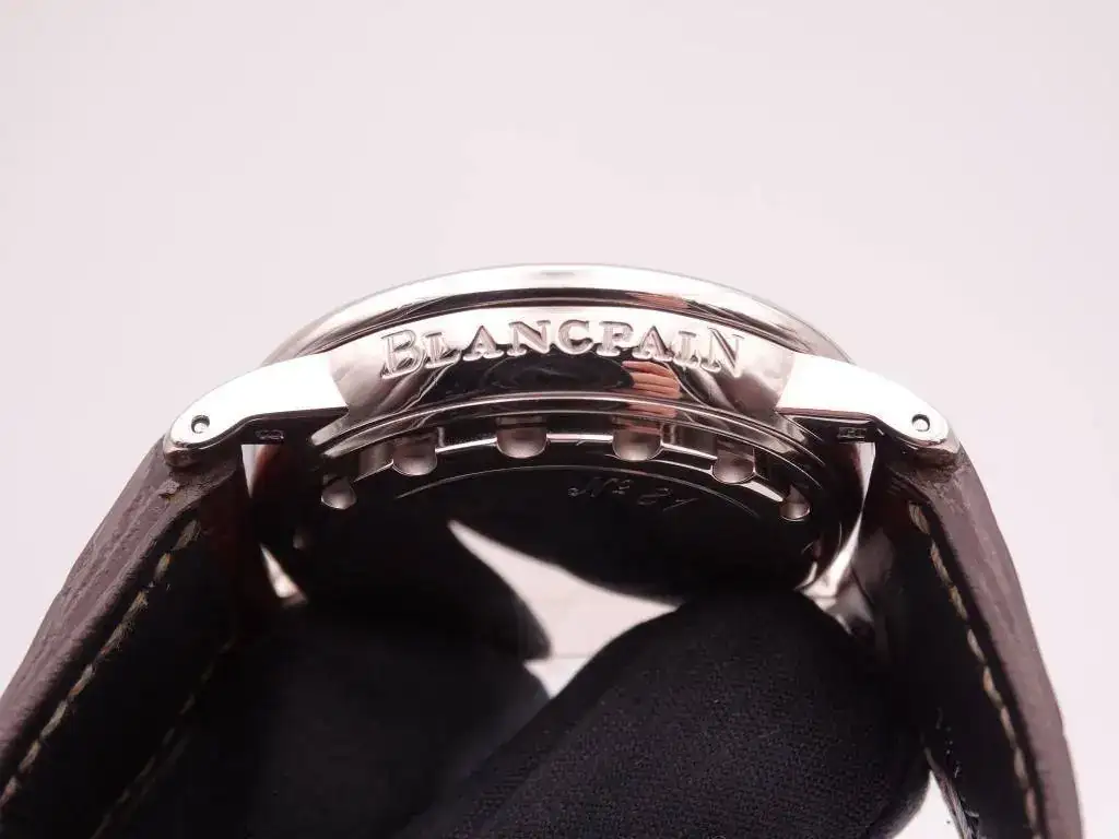 blancpain leman chronograph gold 6258.jpg