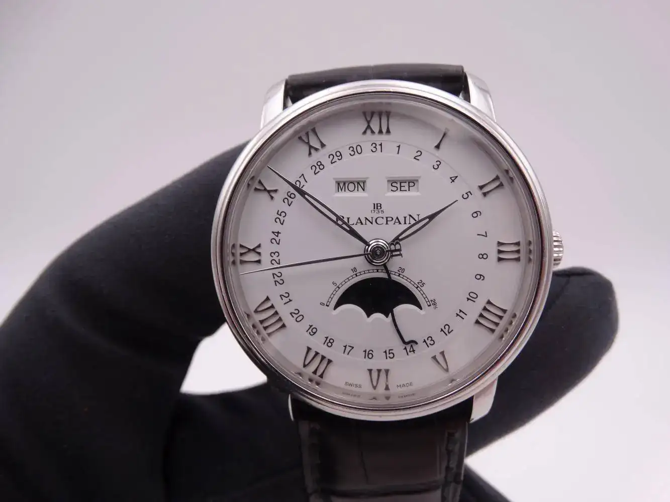blancpain villeret moonphase 3518.webp