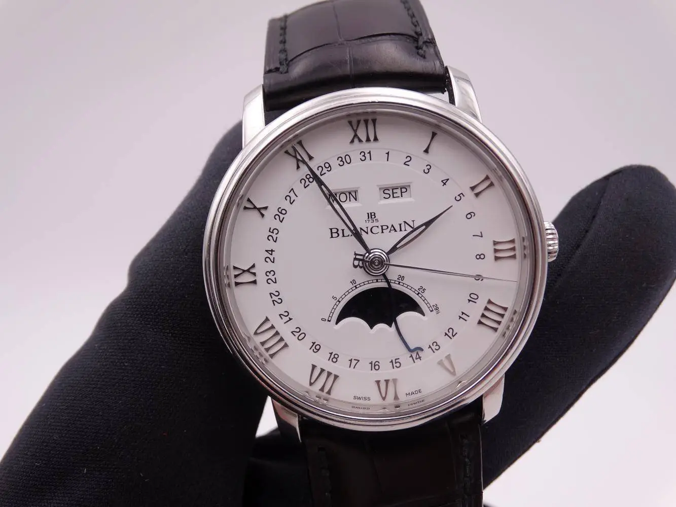 blancpain villeret moonphase 3536.webp