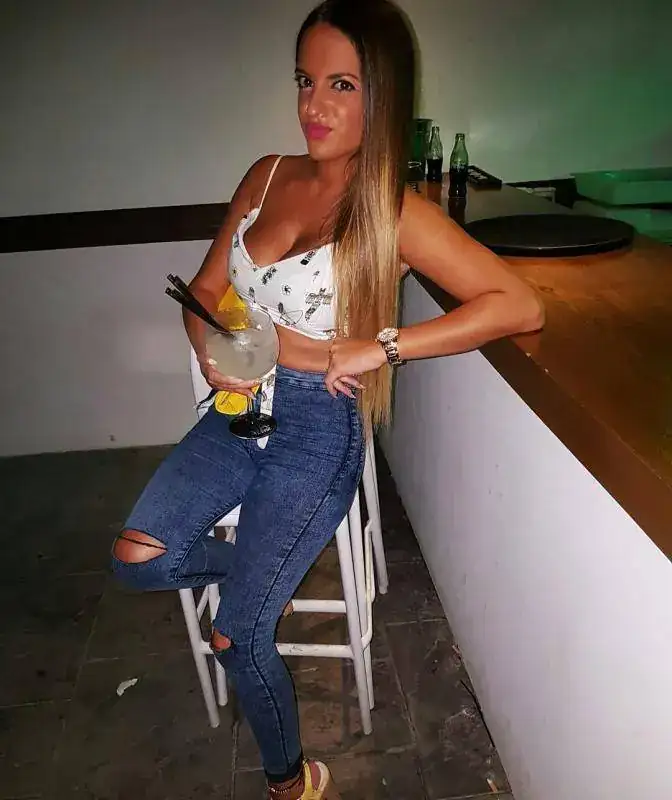 BLojhEnBjnp.webp