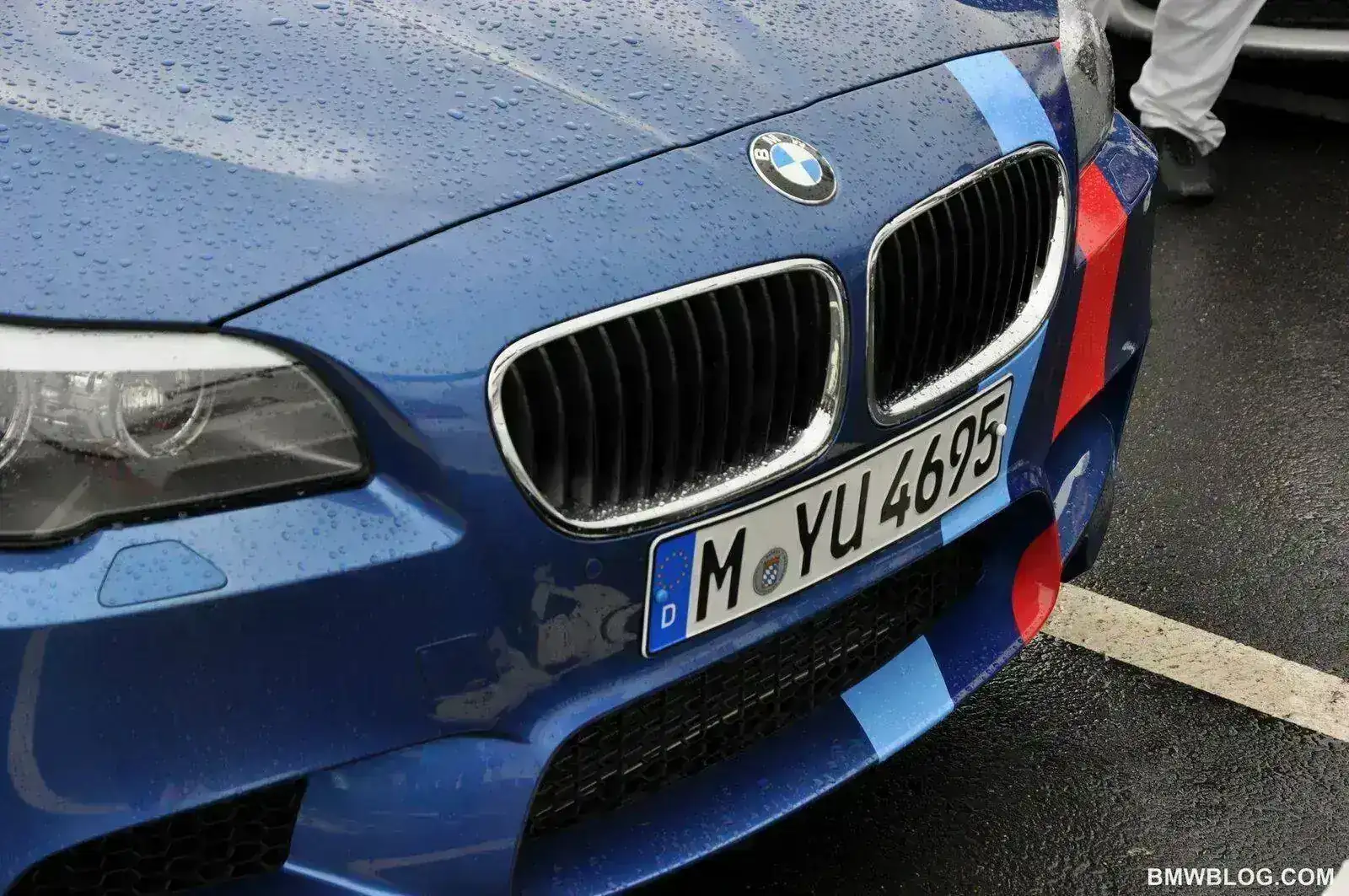 BMW-M5-F10-Ring-Taxi-06.webp