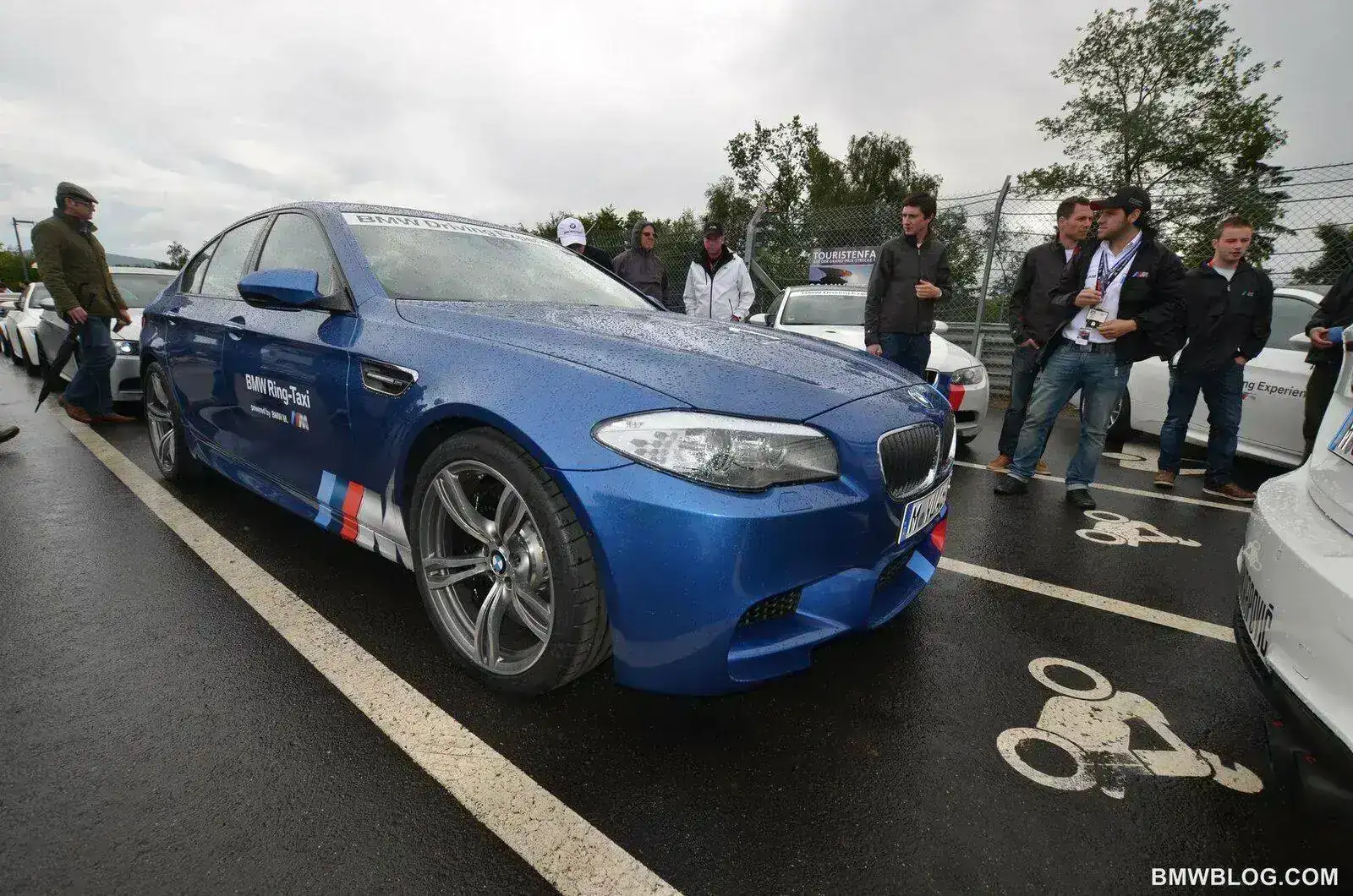 BMW-M5-F10-Ring-Taxi-19.webp