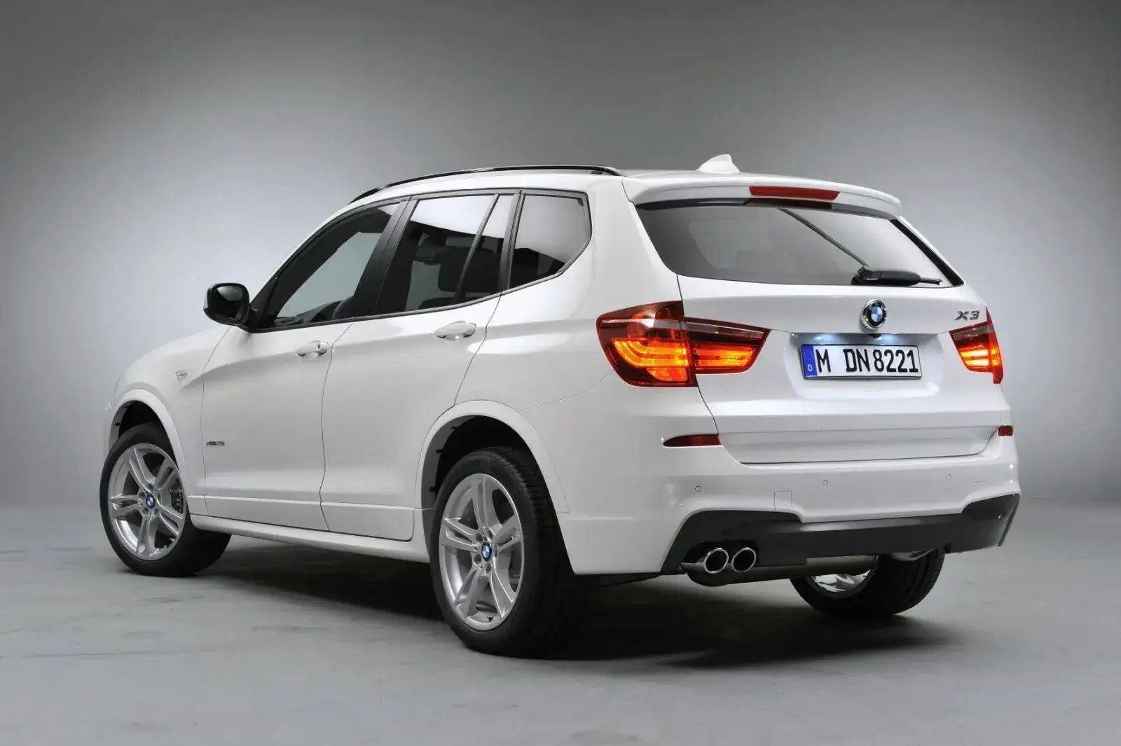 BMW-x3-m-sport-package-2.webp