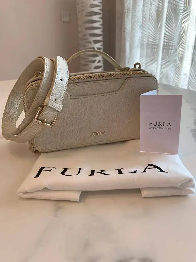 Bolso Furla Blanco 01.webp