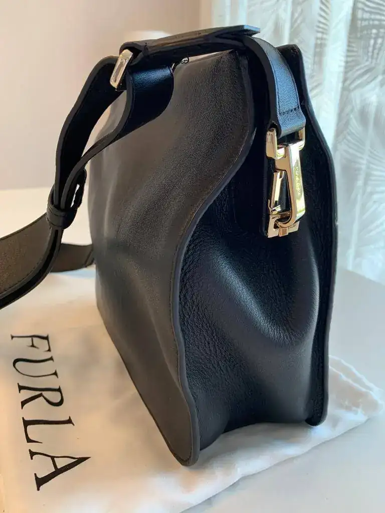 Bolso Furla Serpiente 03.webp