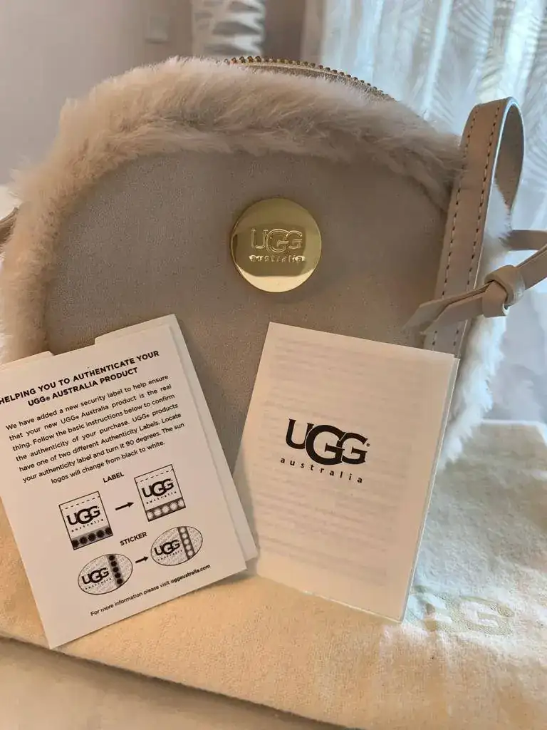 Bolso UGG 03.webp