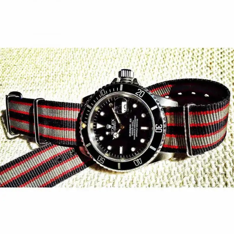 bond rolex.webp
