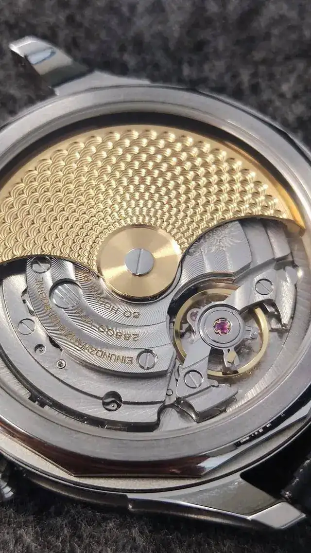 borman-moonphase-v0-f3hh2alv8wfb1.webp