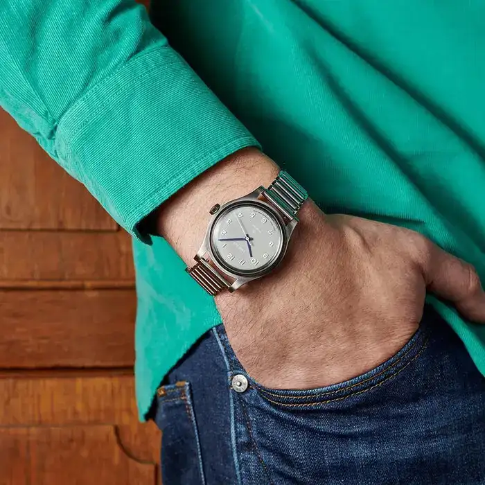 bracelet-metallique-28164680941763_700x.webp