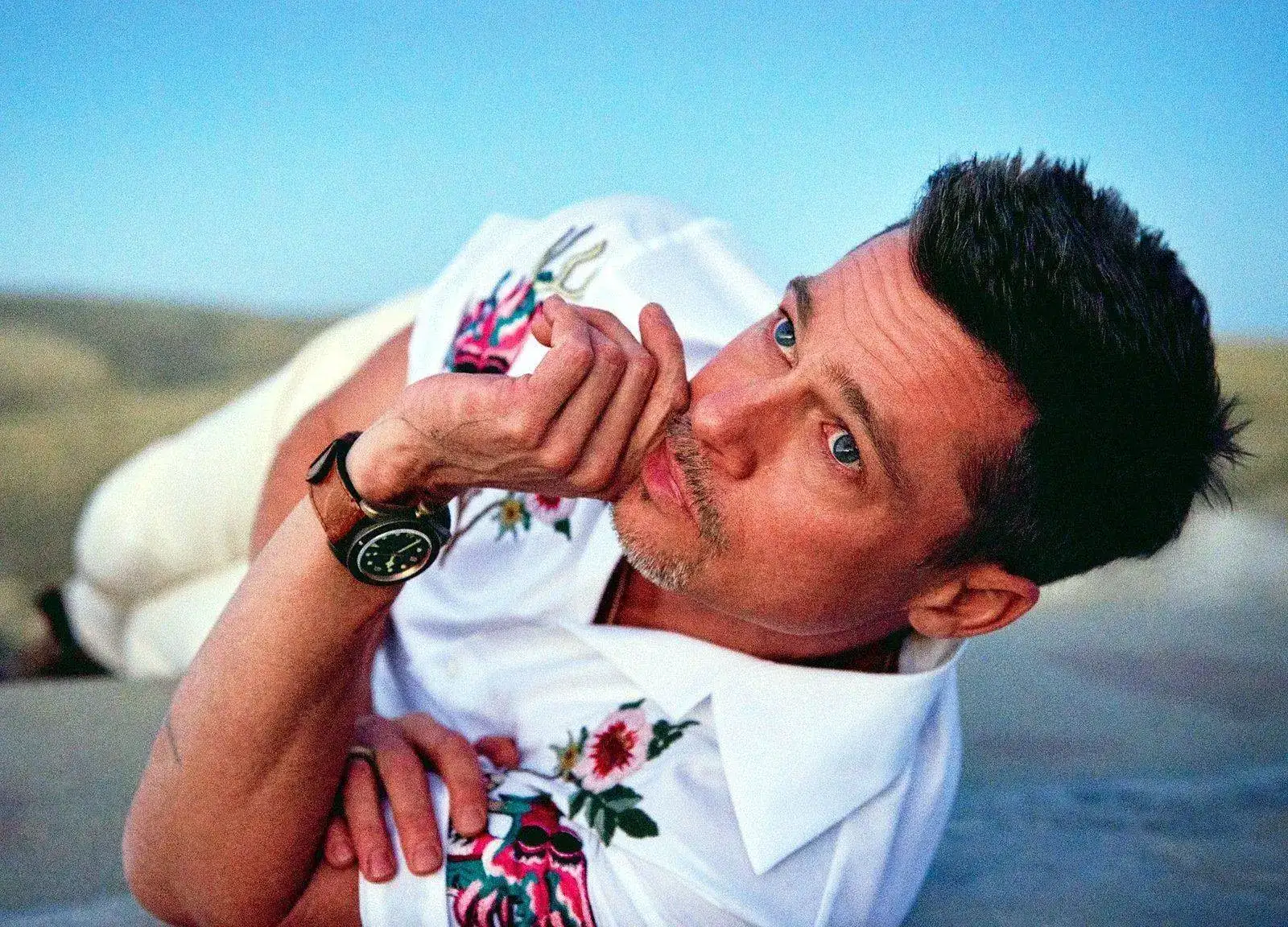 Brad-Pitt-GQ-Style-Rolex-Tudor-Bronze-Black-Bay.webp