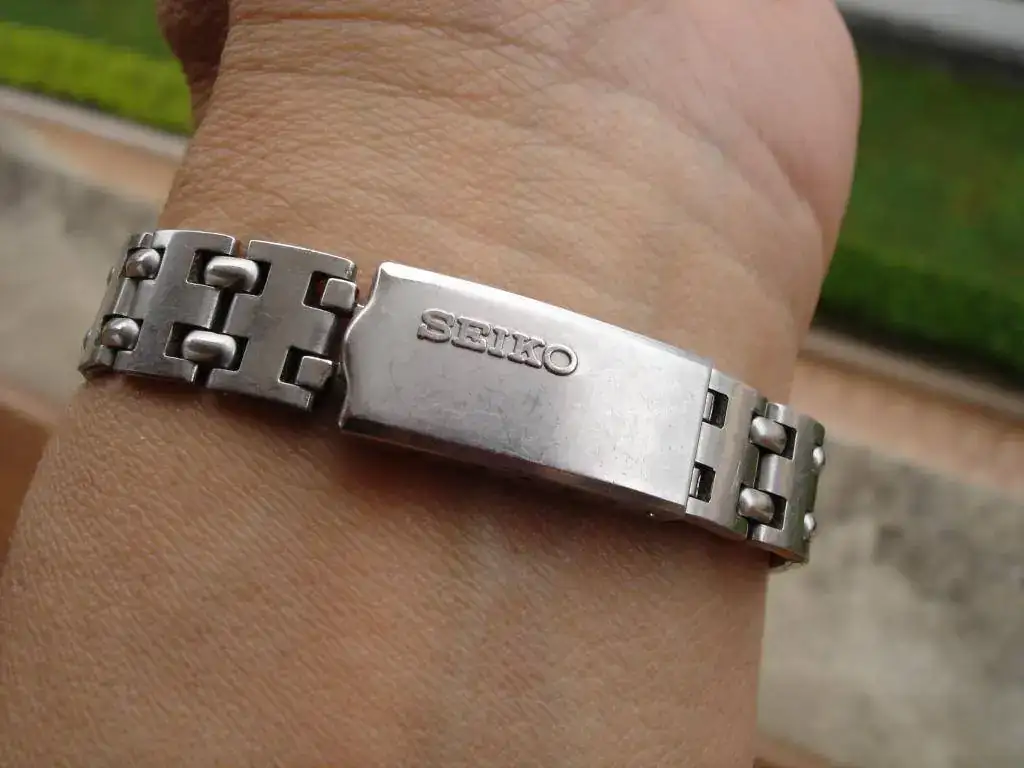 brazalete muñeca.webp