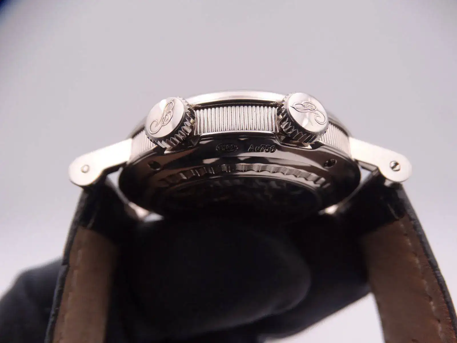 BREGUET Classique Alarm Le Reveil du Tsar 00196.webp