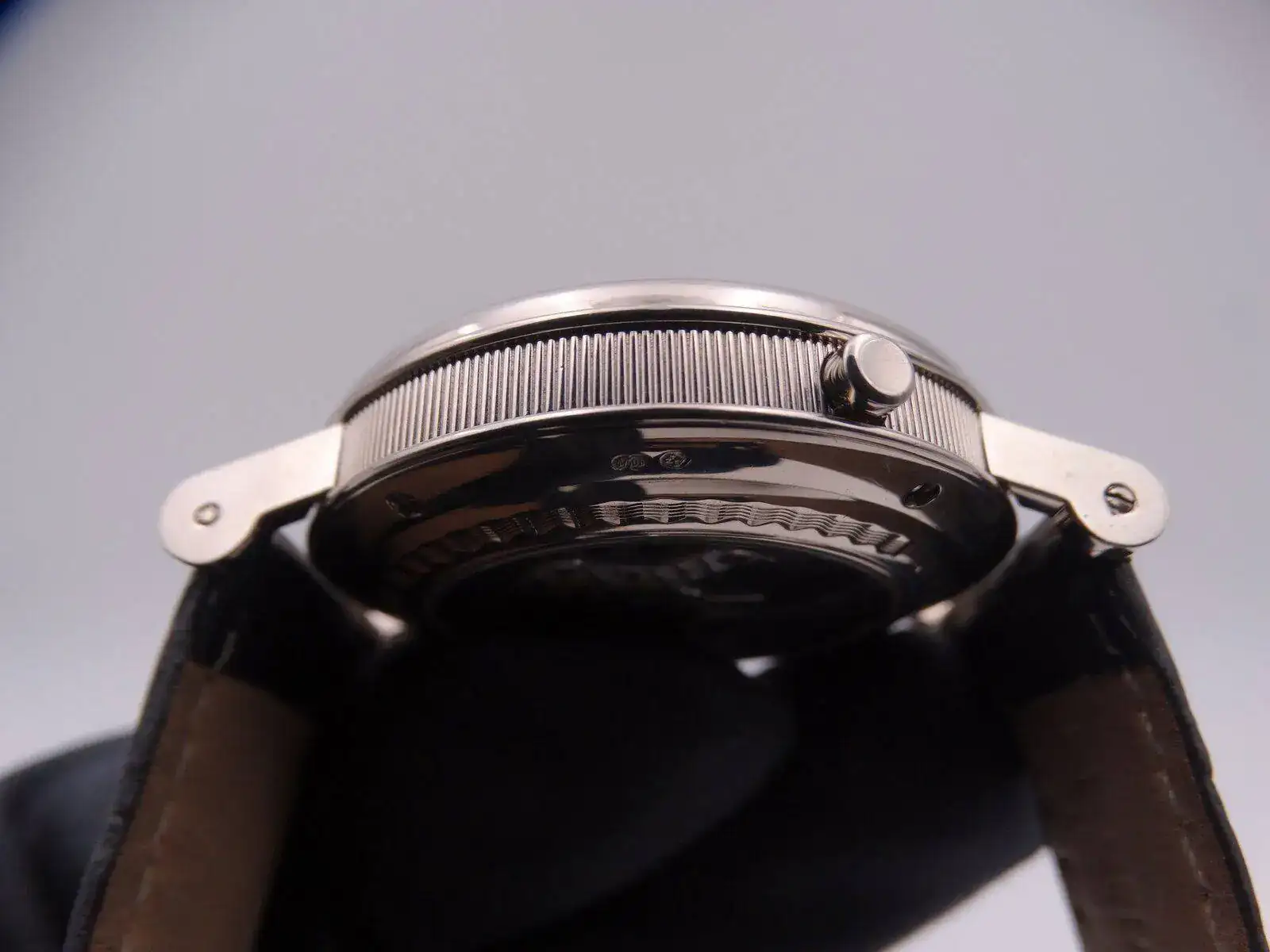 BREGUET Classique Alarm Le Reveil du Tsar 00197.webp