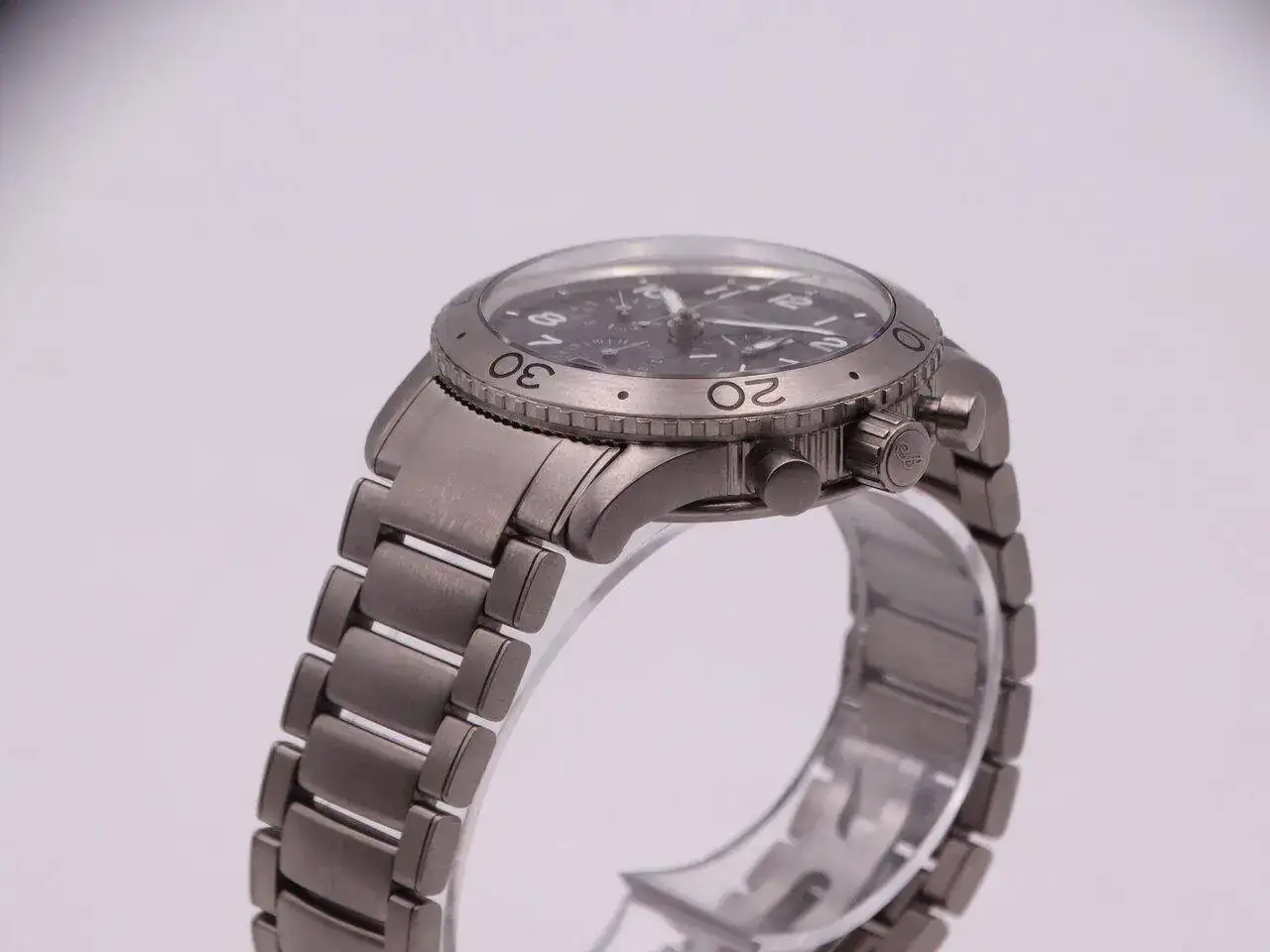 Breguet Type XX transatlantique titanium 06074.JPG