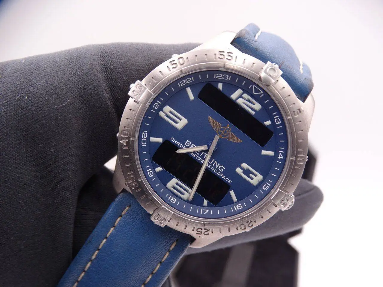 Breitling Aerospace 02210.JPG