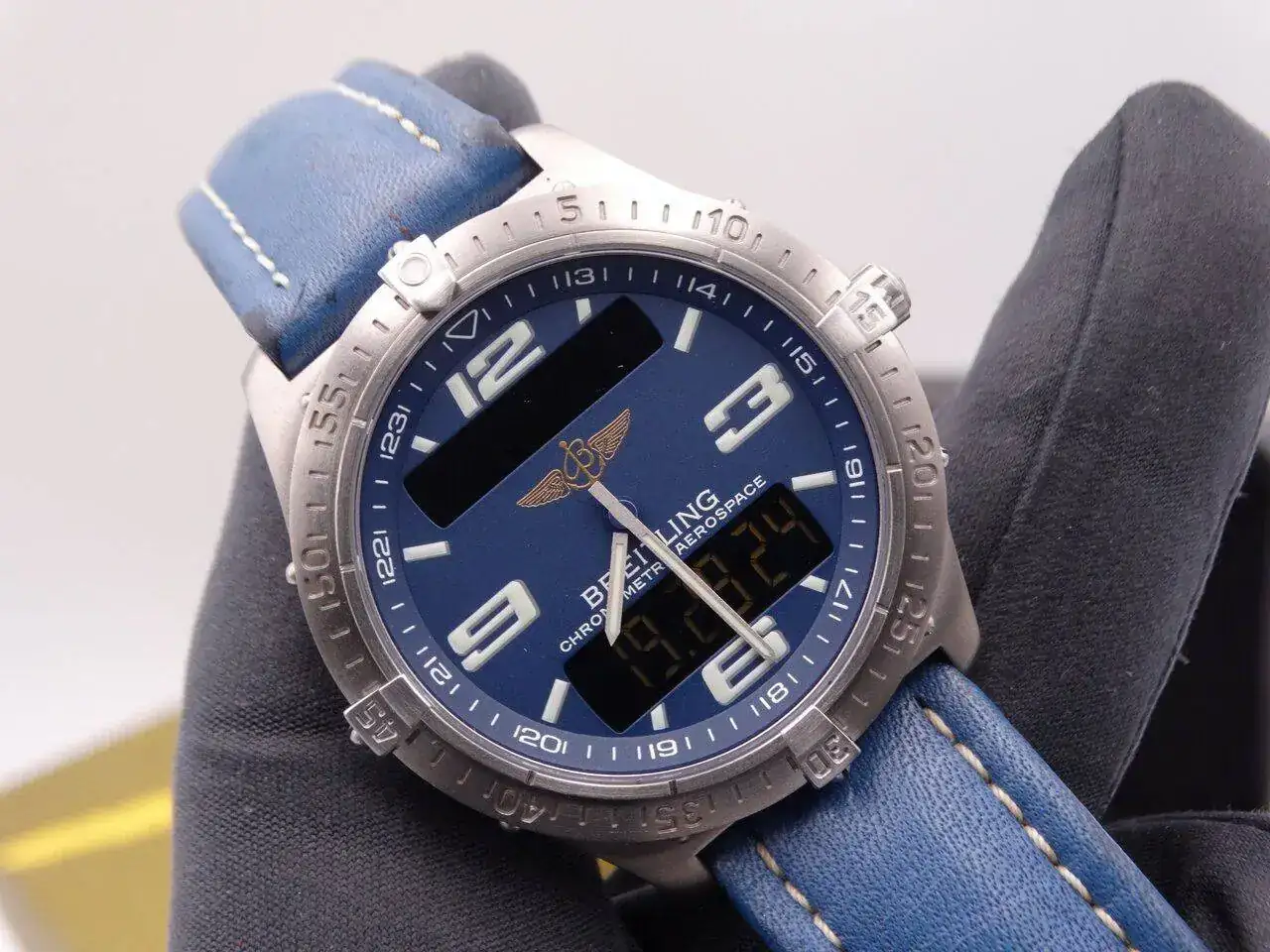 Breitling Aerospace 02225.JPG