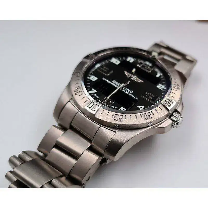 breitling-aerospace-evo-43mm-full-set-2018-2.webp