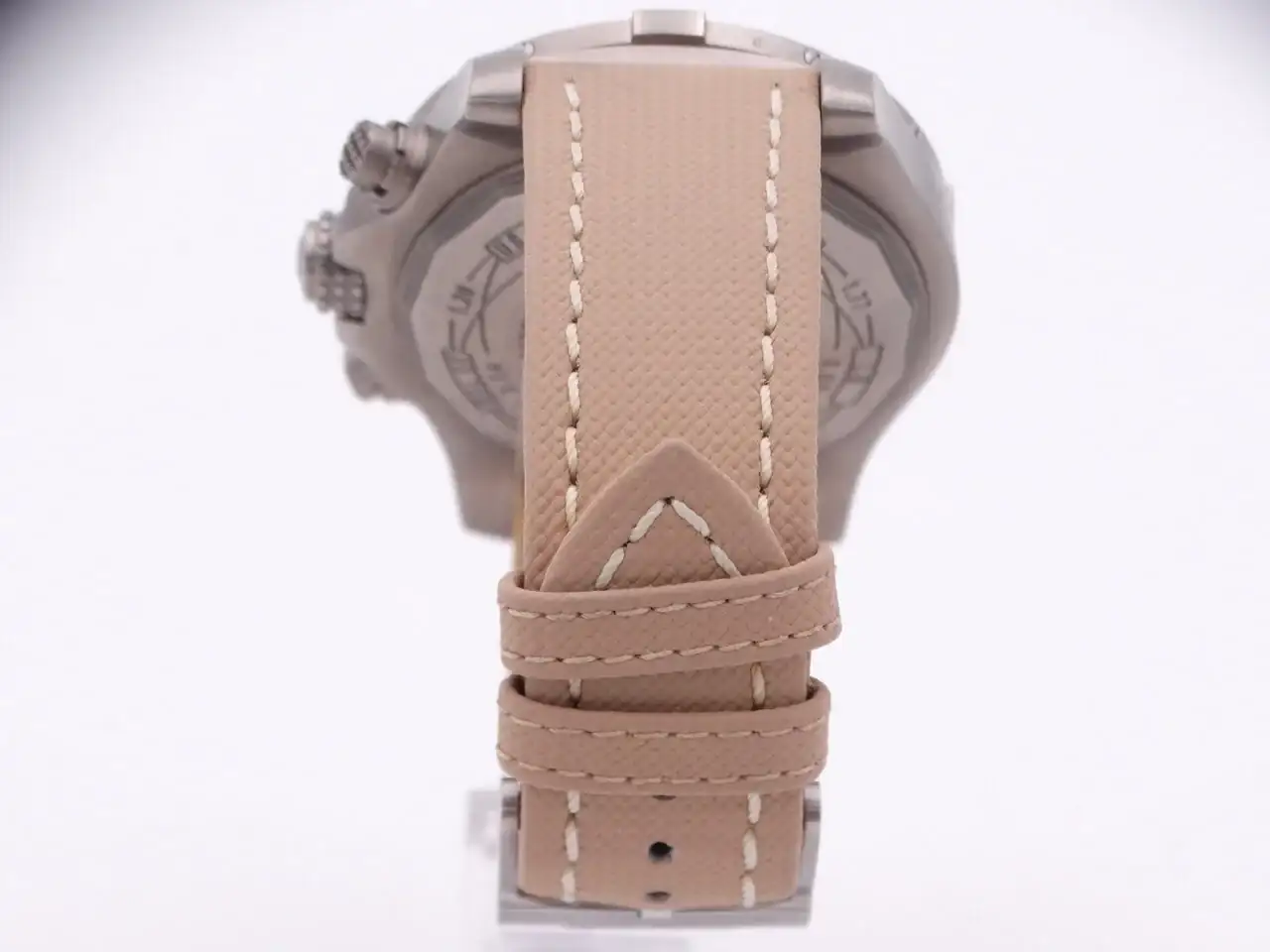 Breitling Avenger Bandit 04618.webp