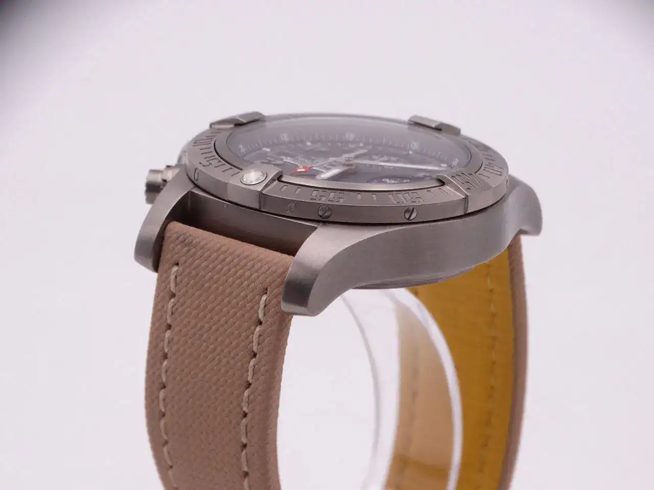Breitling Avenger Bandit 05347.webp