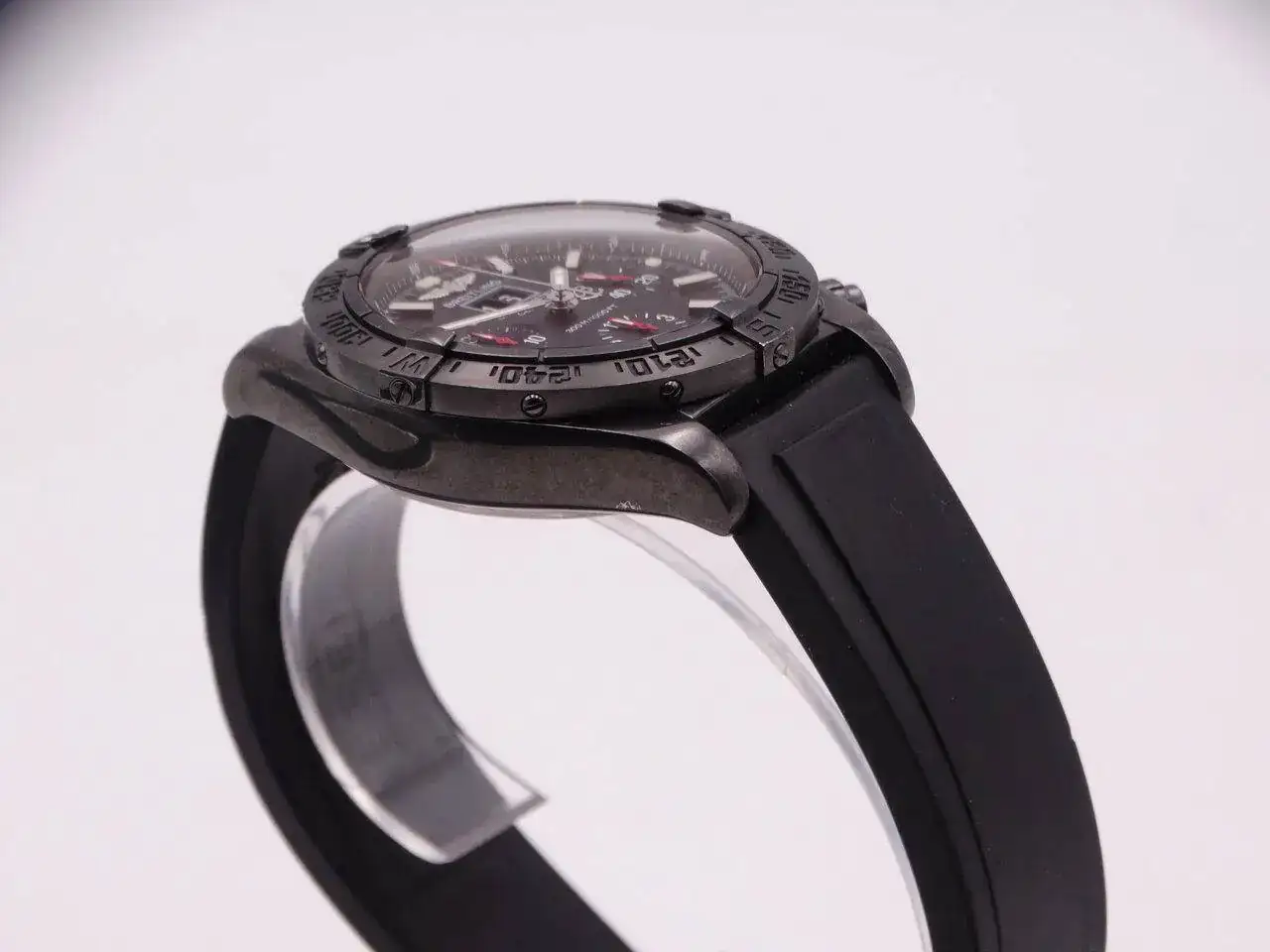 Breitling Avenger Blackbird Limited Edition 08091.webp