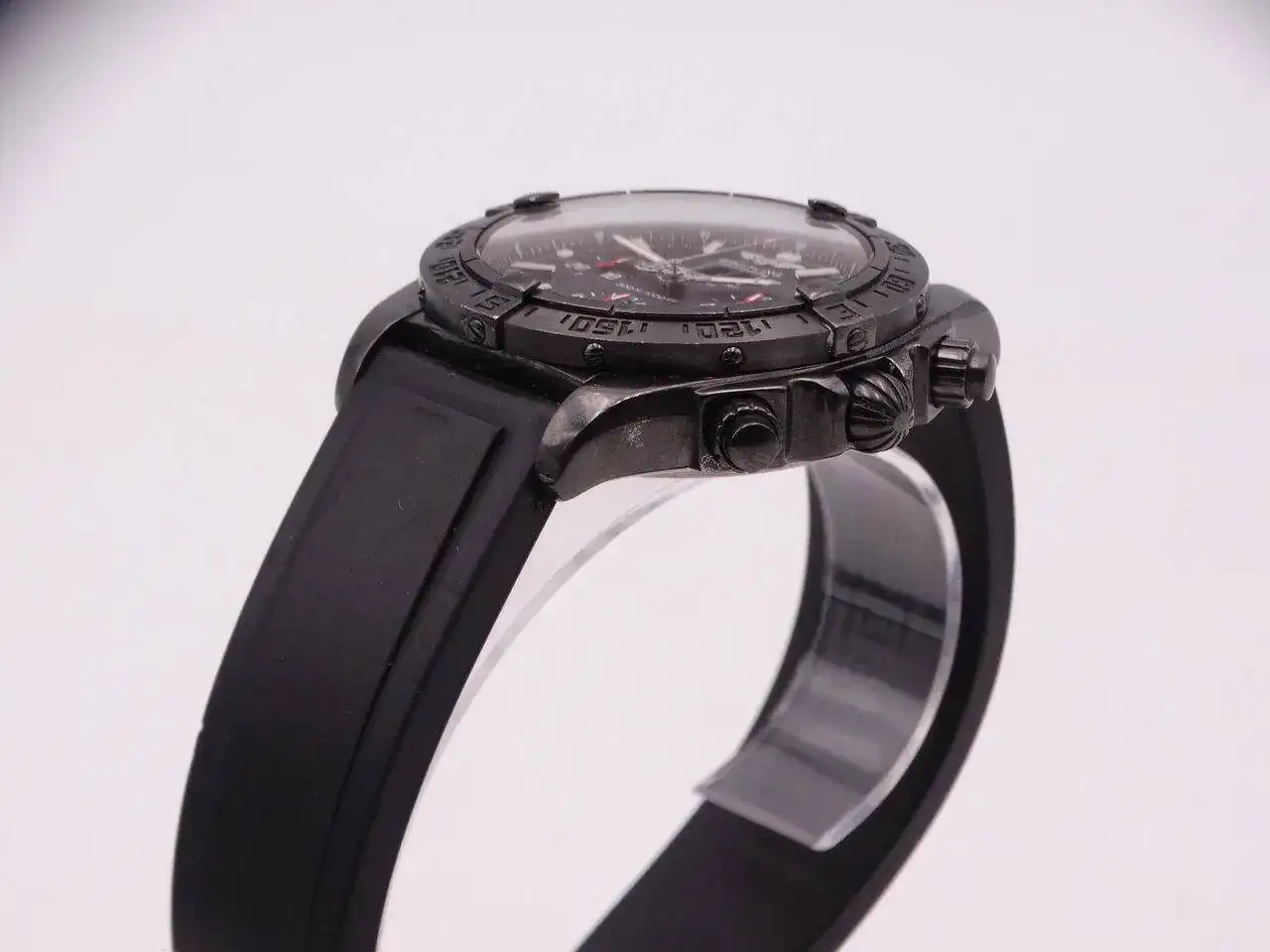 Breitling Avenger Blackbird Limited Edition 08092.webp