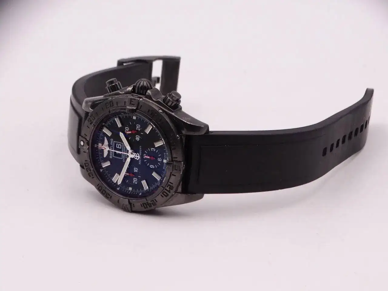 Breitling Avenger Blackbird Limited Edition 08100.webp