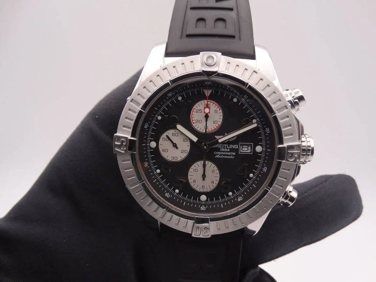 Breitling Avenger Chronograph 9058.webp