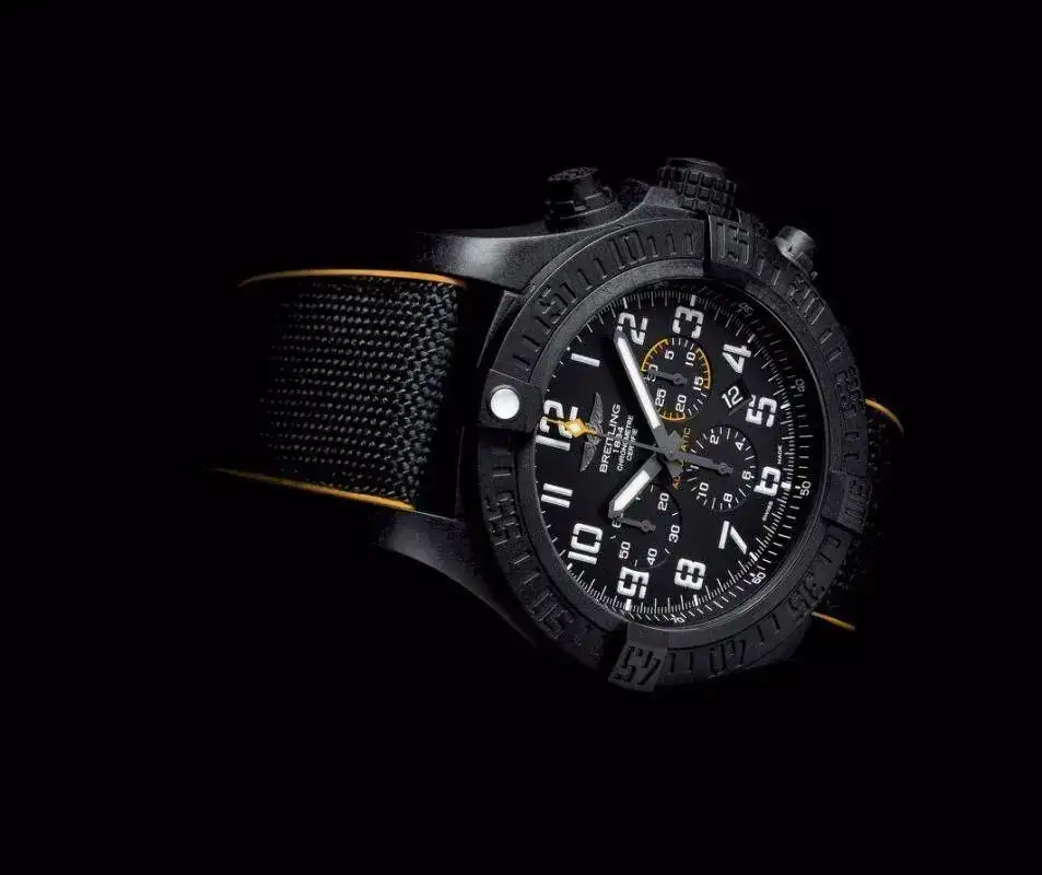 Breitling Avenger Hurricane_02.webp