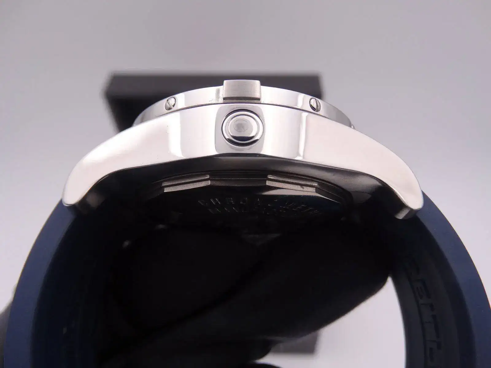 Breitling Avenger Seawolf 07589.webp