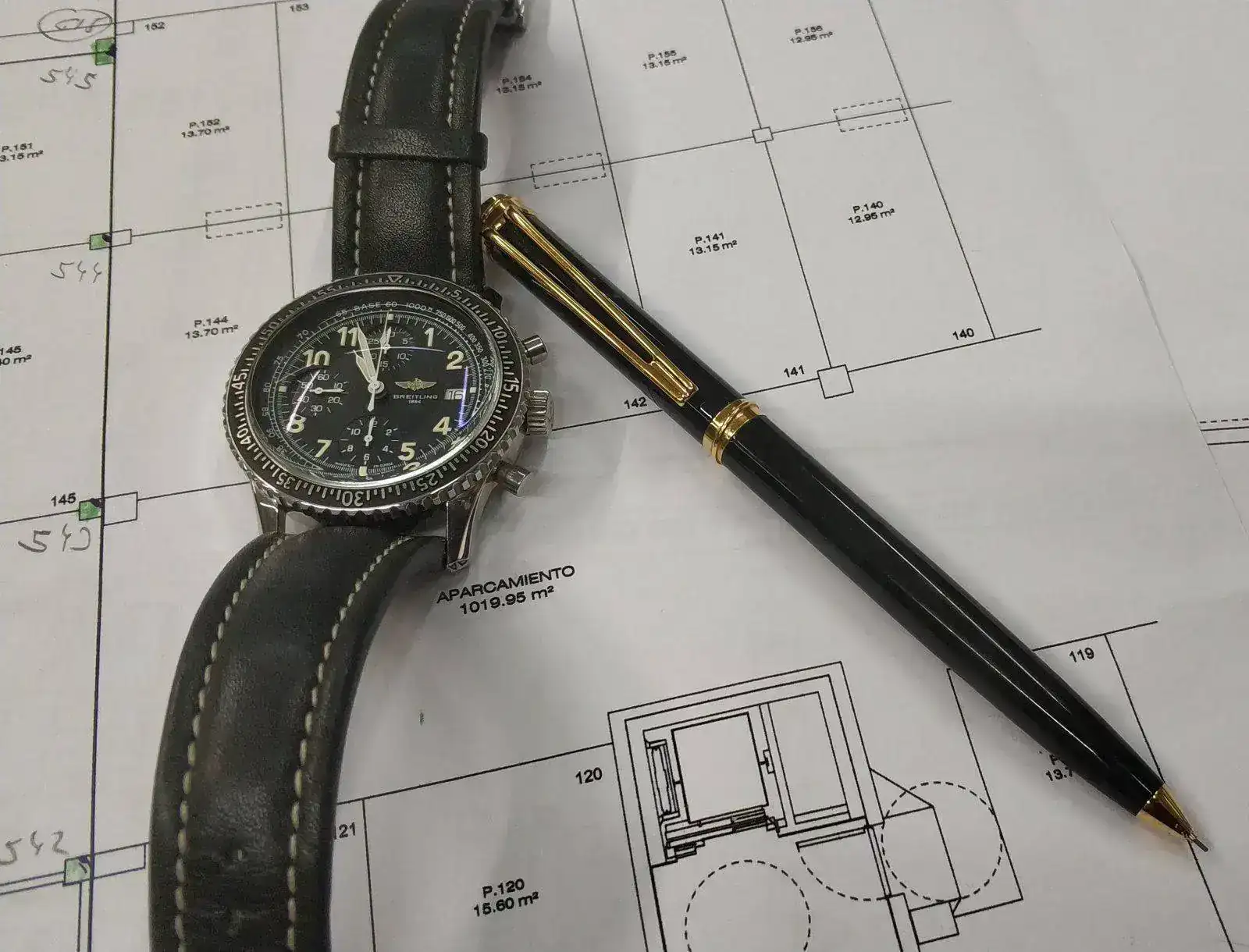 BREITLING AVIASTAR + WATERMAN.webp