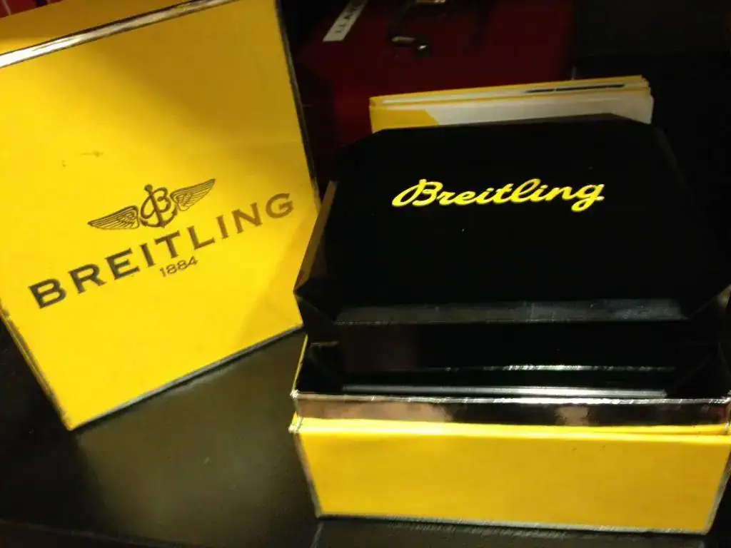 Breitling caja.webp