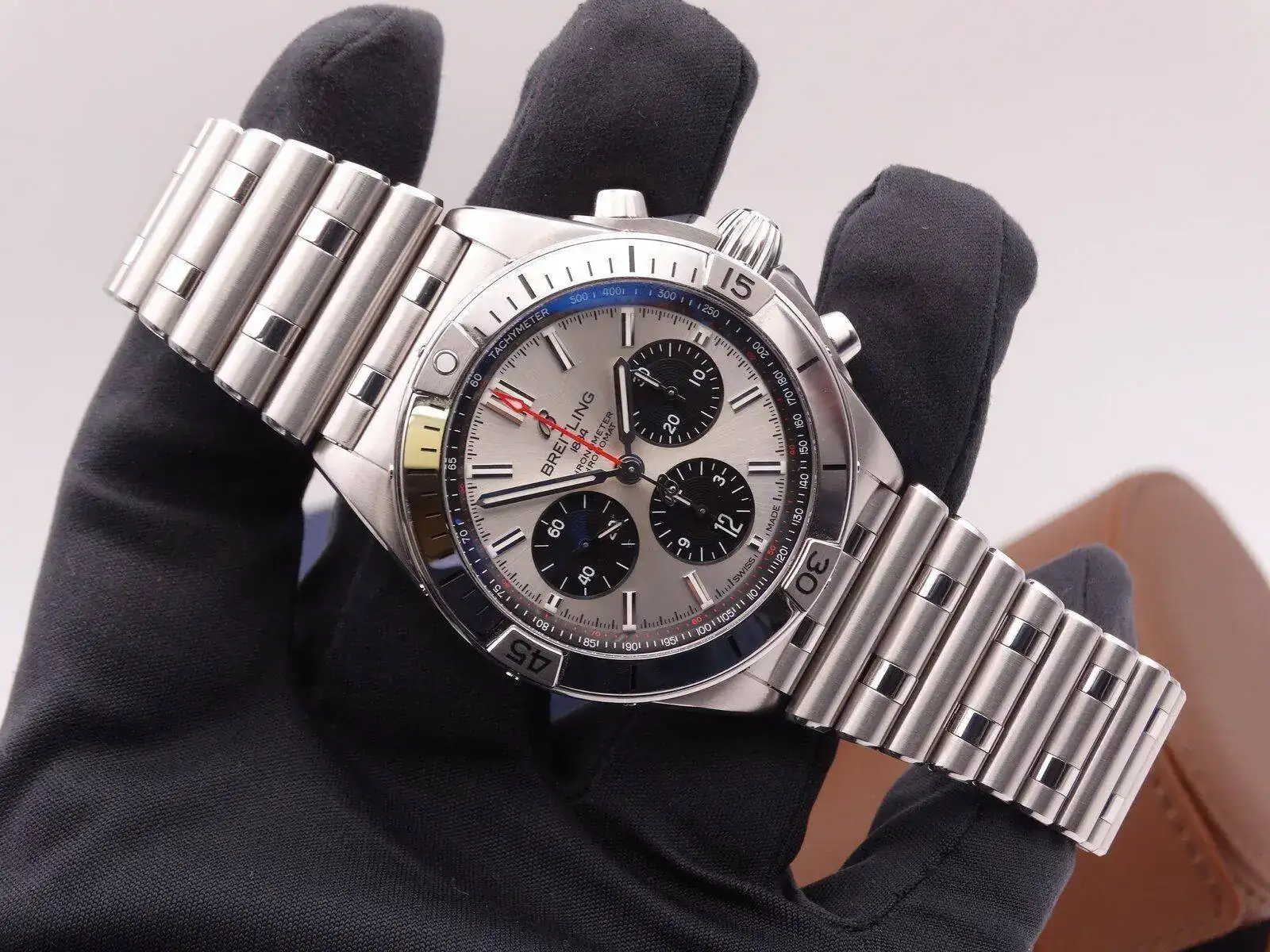 Breitling Chronomat B01 42 05258.webp
