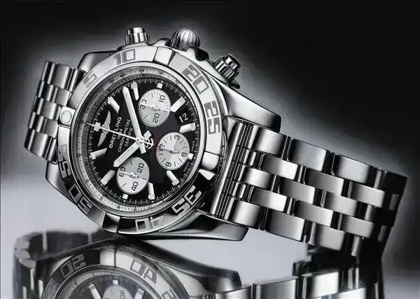 breitling-chronomat-b011.webp