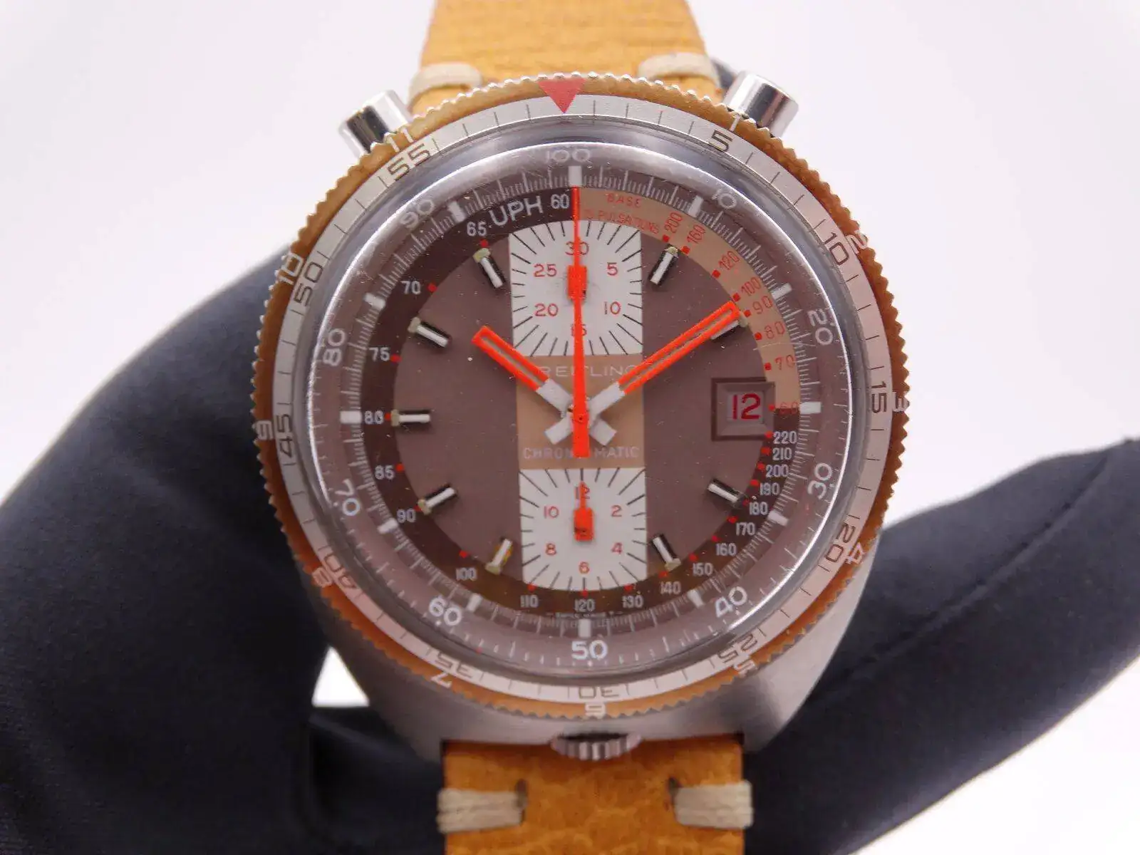 breitling chronomatic bullhead vintage 8411.JPG