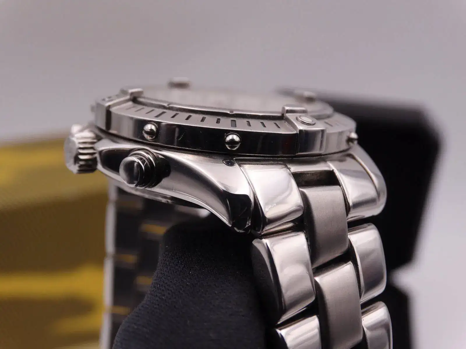Breitling Colt Chronograph Quartz 09584.webp