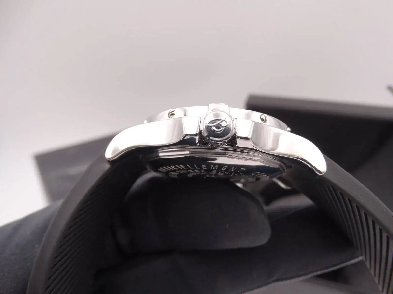 Breitling Colt Quartz 01645.webp