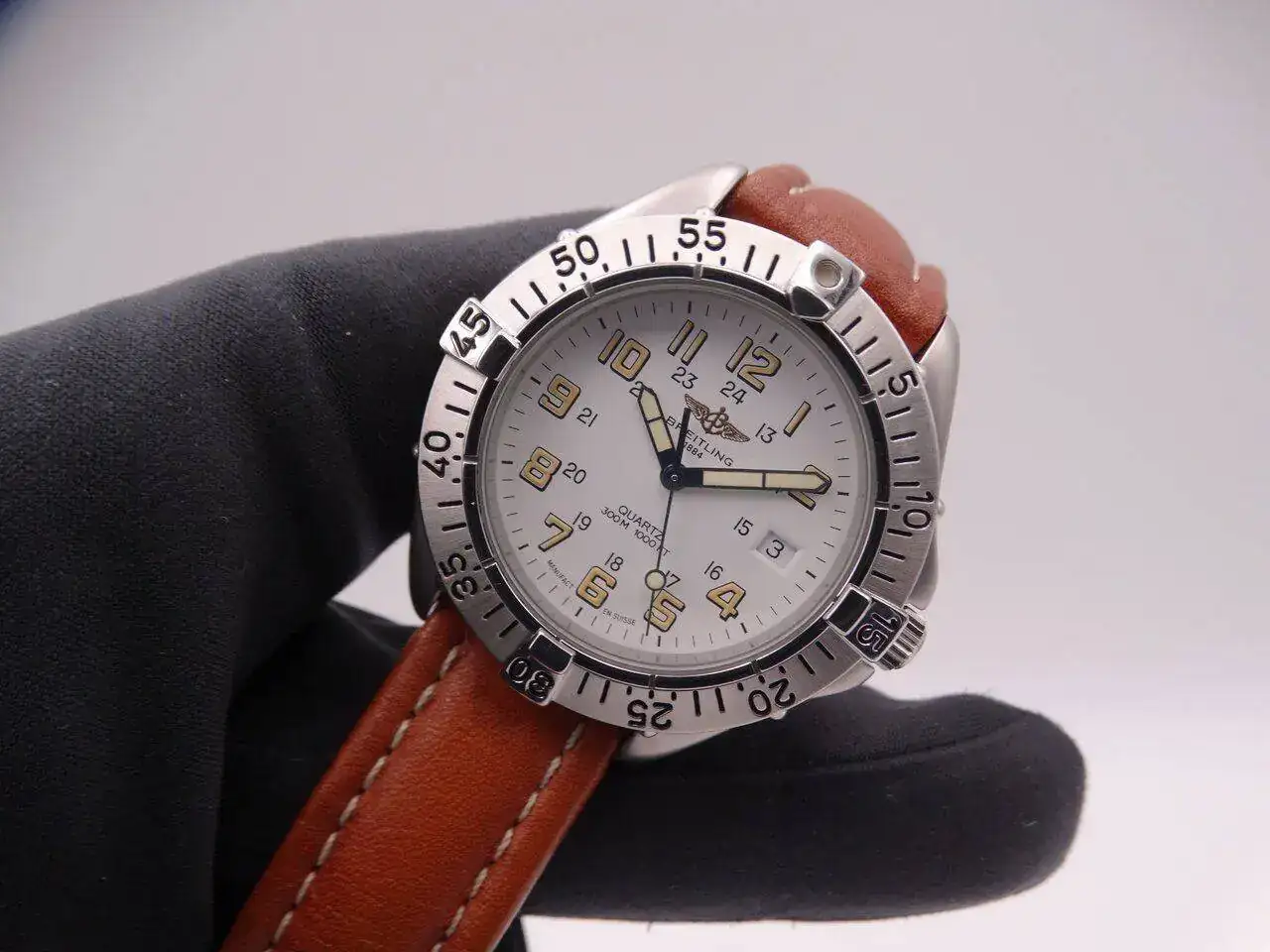 Breitling Colt Quartz 02359.webp