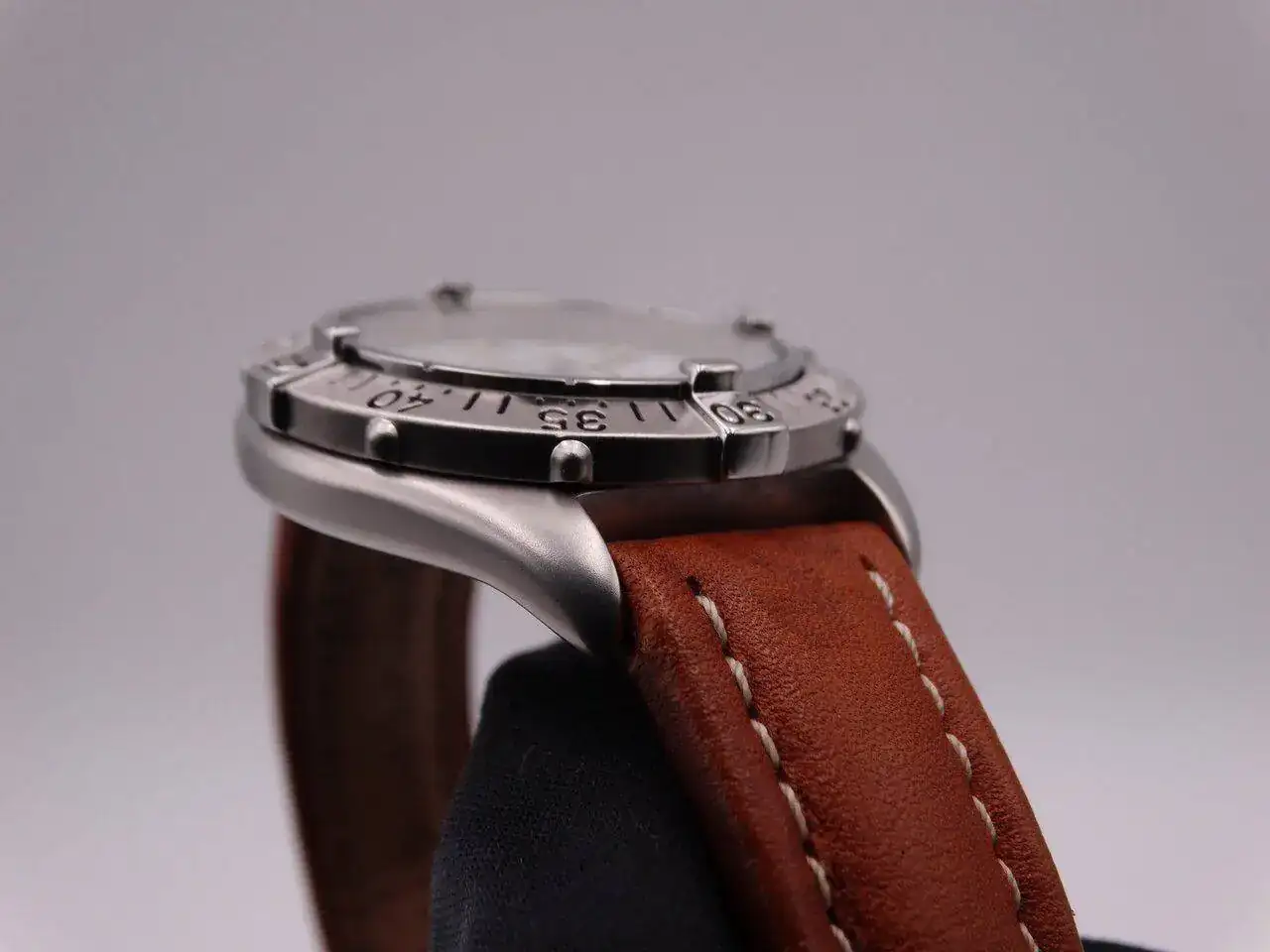 Breitling Colt Quartz 02367.webp