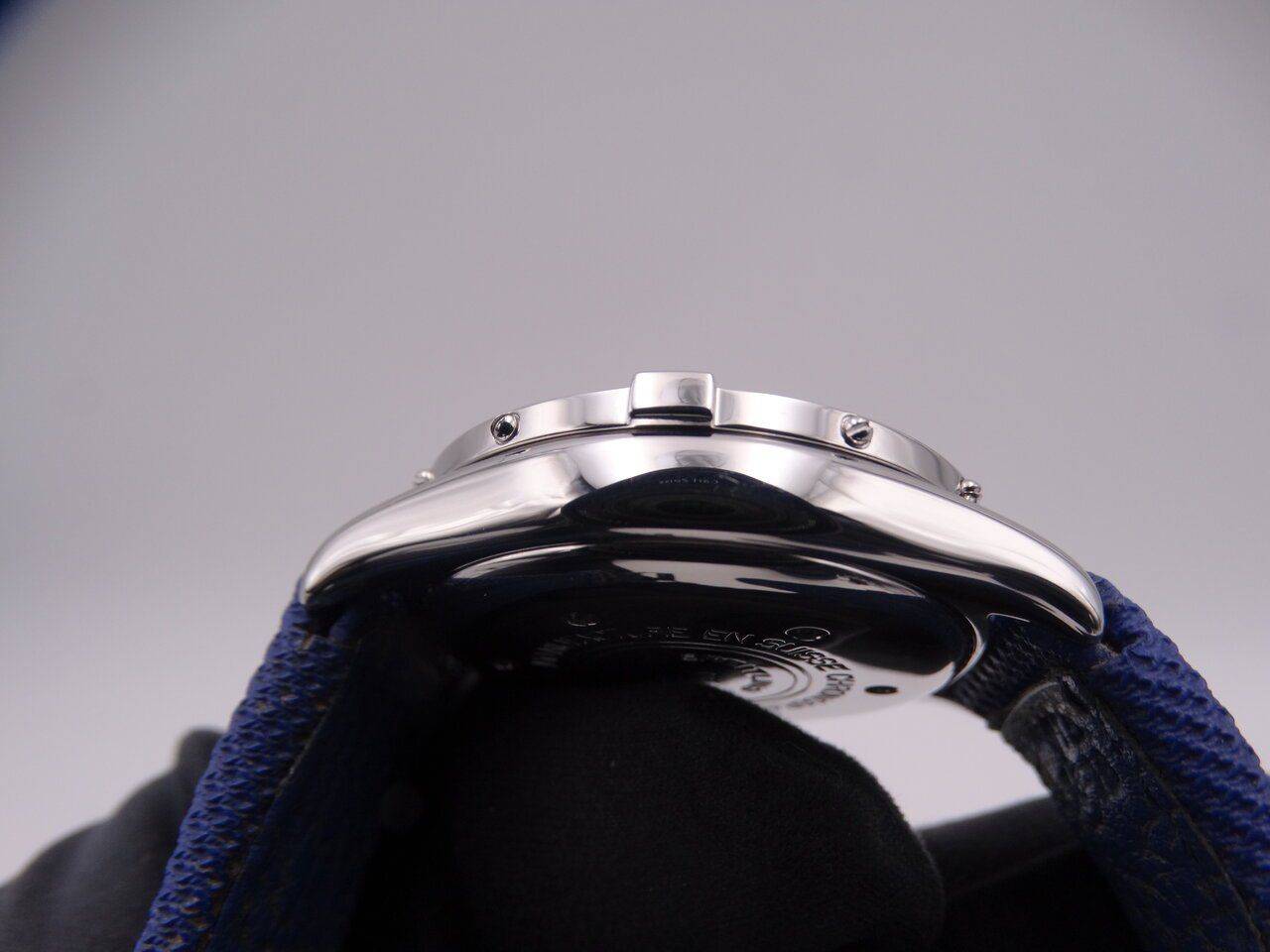 Breitling Colt Quartz Chronograph Blue 02337.JPG