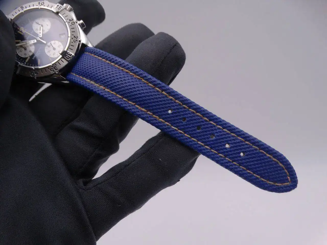 Breitling Colt Quartz Chronograph Blue 02338.webp
