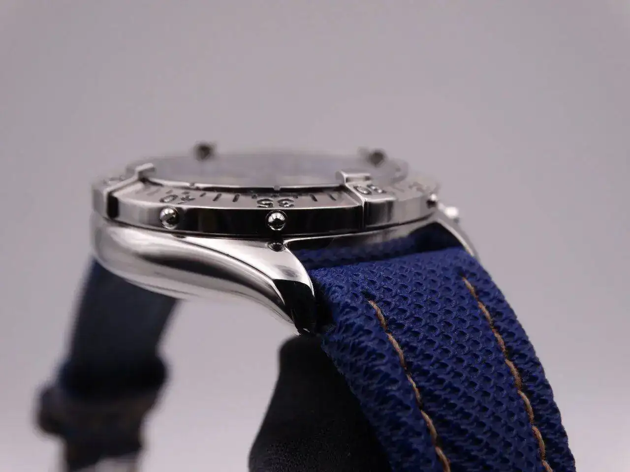 Breitling Colt Quartz Chronograph Blue 02341.webp