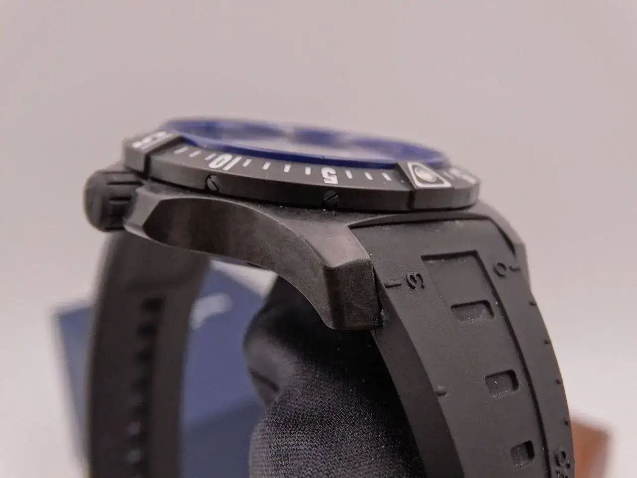 Breitling Colt Skyracer 03300.webp