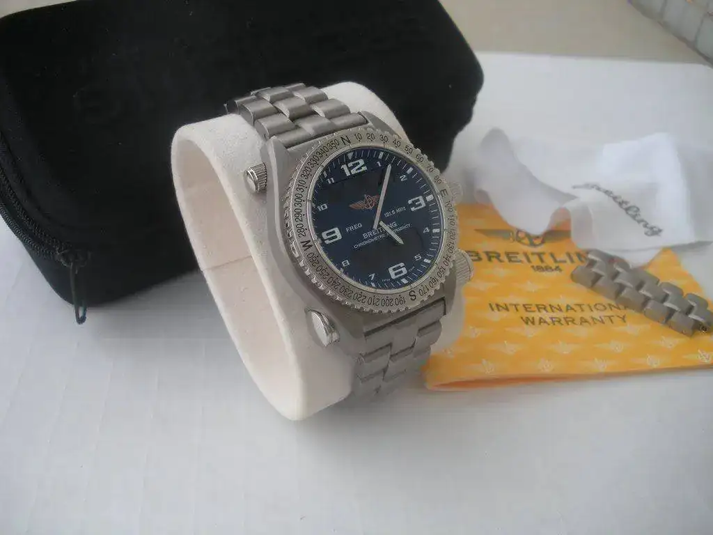 Breitling-Emergency-41.webp