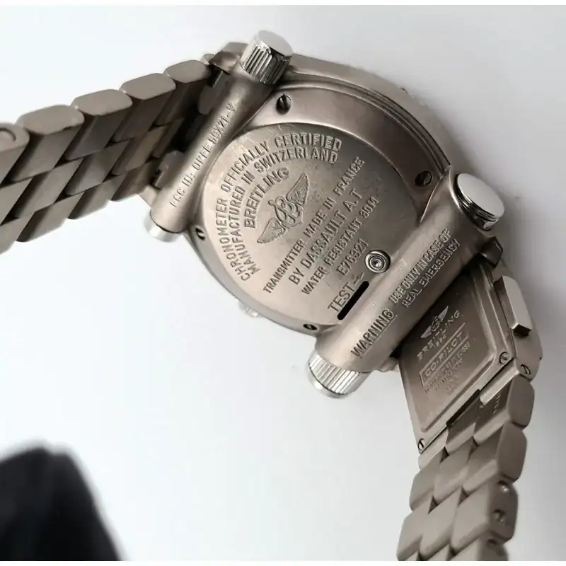 breitling-emergency-official-patrulla-aguila-co-pilot-module (3).webp