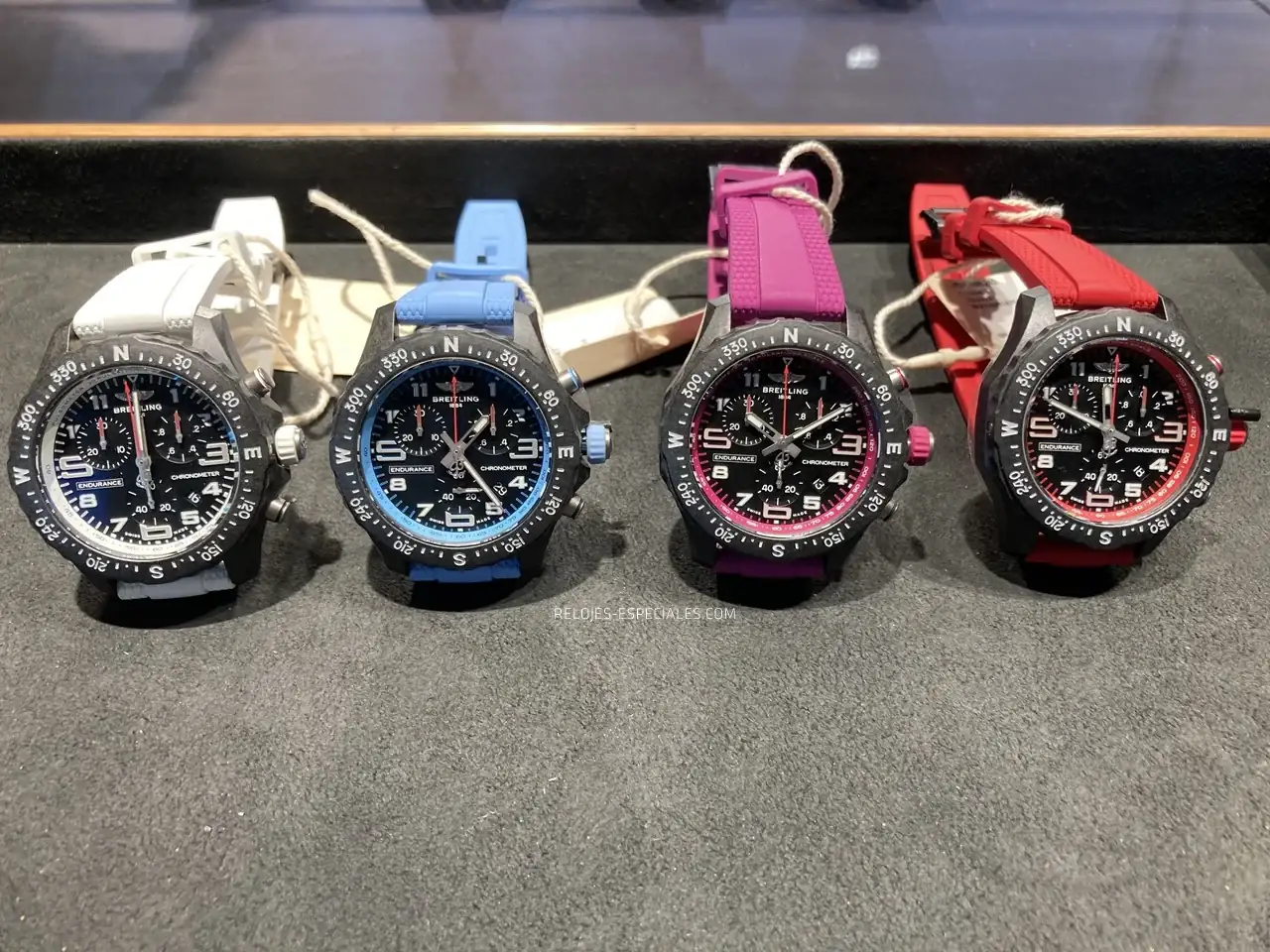 Breitling Endurance 38 -1.webp