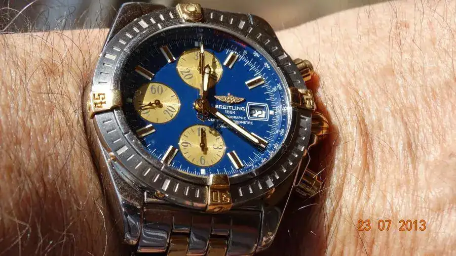 BREITLING-MUÑECA.webp